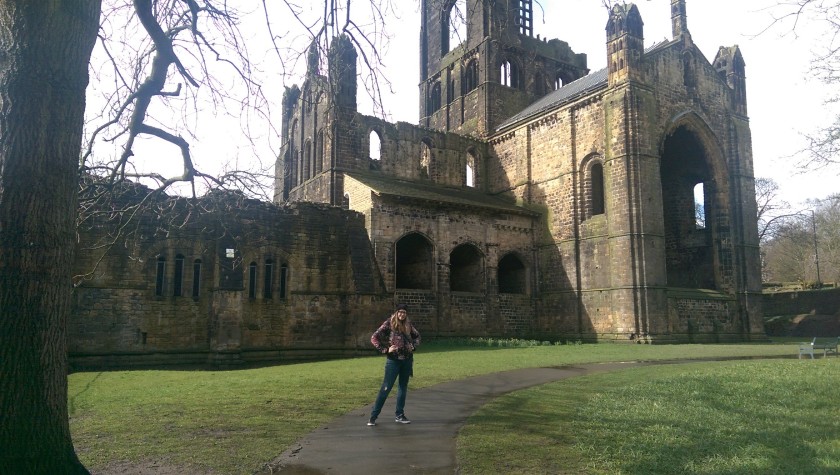 visiting Kirkstall Abbey ruins on a wet Spring Day in April. beautiful and historical fun for all ages at this free day out in Leeds, Yorkshire. Read the full review by Helen's Journey Blog